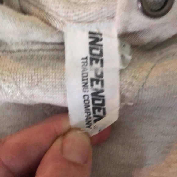 Smith Optics Women’s Bison Graphic Hoodie ~ Large - Picture 8 of 8